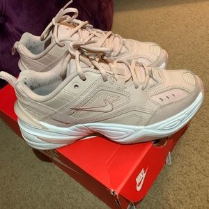 Nike W M2K Tekno in Particle Beige